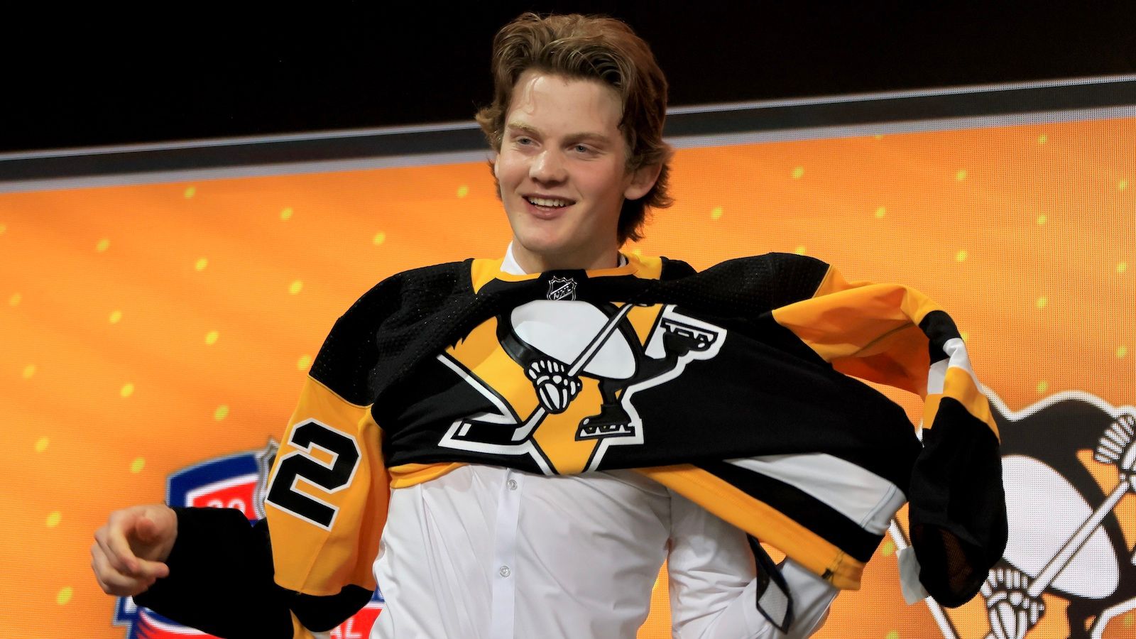 Penguins Pick Big WHL Defenseman Owen Pickering In First Round Of NHL Draft